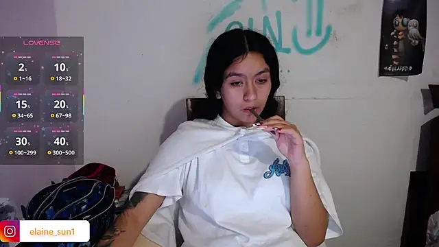 Snapshot of elaine_sun chatting on 03-06-25, 05:03 elaine sun online show from 03-06-25, 05:03