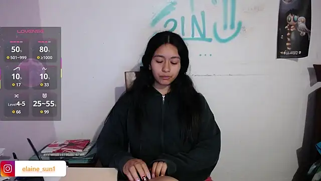 Snapshot of elaine_sun chatting on 03-18-25, 05:09 elaine sun online show from 03-18-25, 05:09