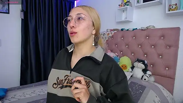 Soffy-brooks online show from 12-16-25, 10:04