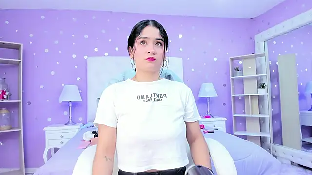 Snapshot of scarlette_15_ chatting on 12-03-25, 03:03 scarlette 15 online show from 12-03-25, 03:03