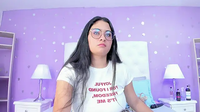 Snapshot of scarlette_15_ chatting on 02-04-26, 03:12 scarlette 15 online show from 02-04-26, 03:12