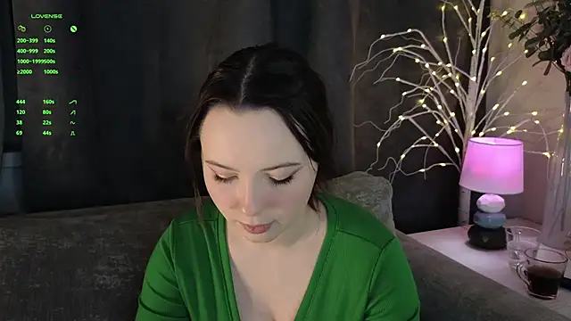 Snapshot of GarynAnstead chatting on 12-20-24, 02:27 GarynAnstead online show from 12-20-24, 02:27