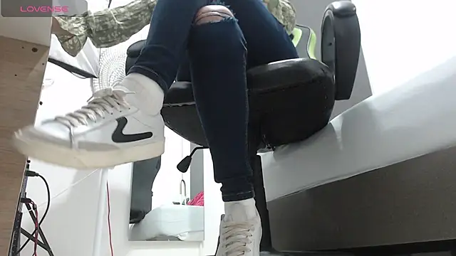 alma fenix online show from 02-07-25, 12:06