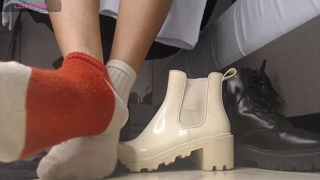 alma fenix online show from 02-20-25, 03:19