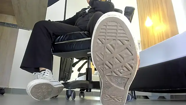 alma fenix online show from 12-20-25, 12:34