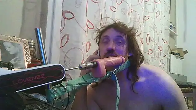 cyril020202 online show from 12-02-25, 10:31