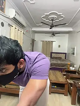 Snapshot of John_desihunk chatting on 12-29-24, 06:14 John desihunk online show from 12-29-24, 06:14