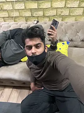 Snapshot of John_desihunk chatting on 01-21-25, 07:28 John desihunk online show from 01-21-25, 07:28