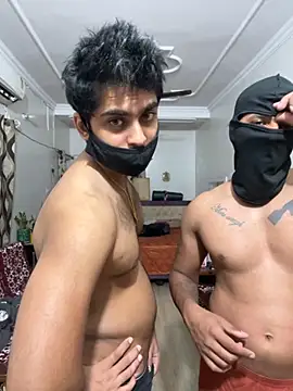 Snapshot of John_desihunk chatting on 10-26-25, 04:35 John desihunk online show from 10-26-25, 04:35