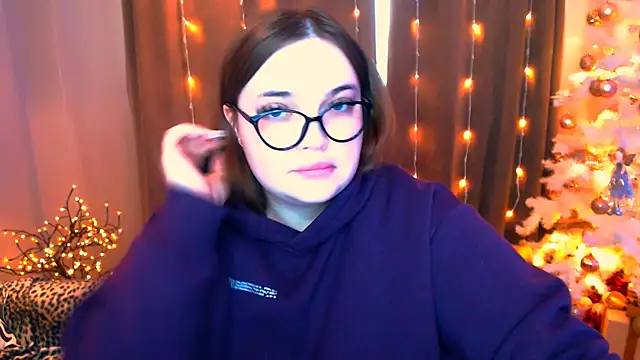 Snapshot of Emaaa_ua chatting on 12-13-24, 06:42 Emaaa ua online show from 12-13-24, 06:42