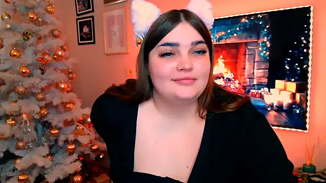 Snapshot of Emaaa_ua chatting on 12-22-24, 11:22 Emaaa ua online show from 12-22-24, 11:22