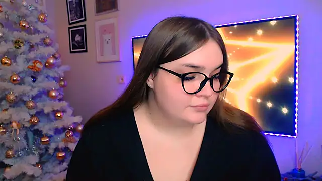 Snapshot of Emaaa_ua chatting on 12-24-24, 03:58 Emaaa ua online show from 12-24-24, 03:58