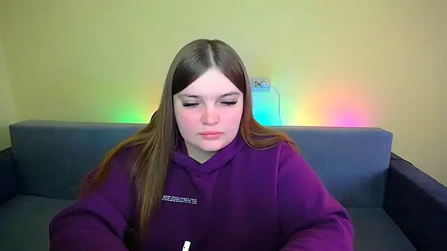 Snapshot of Emaaa_ua chatting on 02-12-25, 12:01 Emaaa ua online show from 02-12-25, 12:01