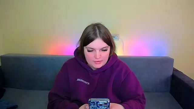 Snapshot of Emaaa_ua chatting on 02-15-25, 08:22 Emaaa ua online show from 02-15-25, 08:22