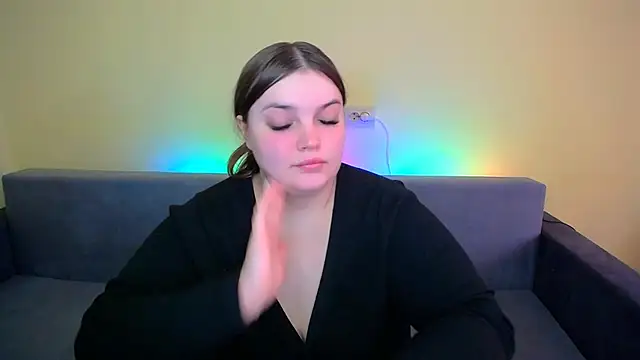 Snapshot of Emaaa_ua chatting on 02-20-25, 12:04 Emaaa ua online show from 02-20-25, 12:04