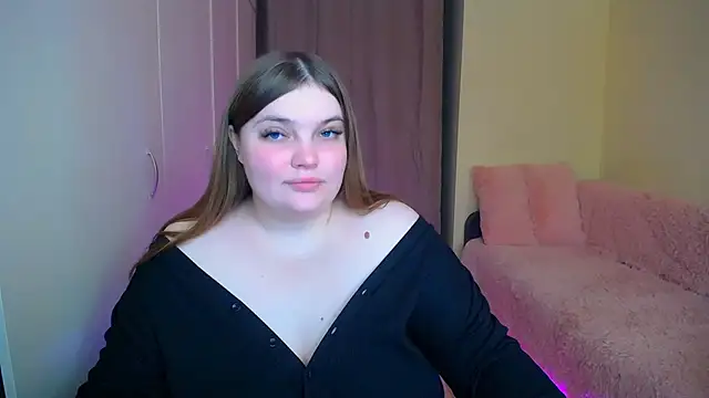 Snapshot of Emaaa_ua chatting on 02-21-25, 12:39 Emaaa ua online show from 02-21-25, 12:39