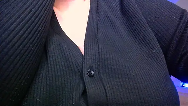 Snapshot of Emaaa_ua chatting on 03-19-25, 04:13 Emaaa ua online show from 03-19-25, 04:13