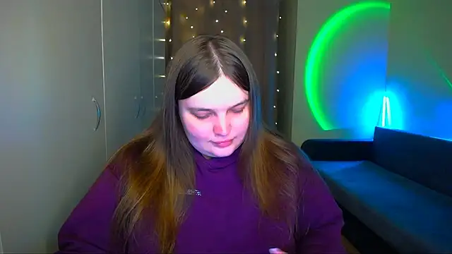 Snapshot of Emaaa_ua chatting on 10-13-25, 05:57 Emaaa ua online show from 10-13-25, 05:57