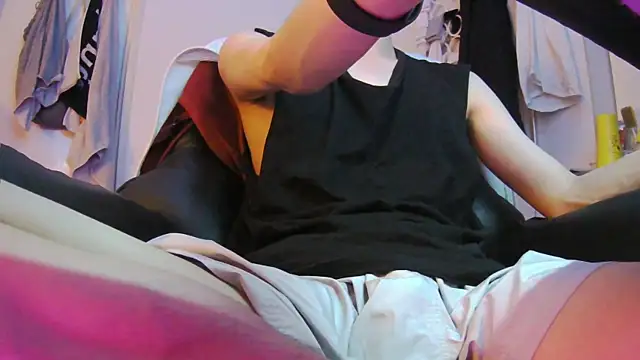 Ray175oo online show from 04-18-26, 05:39