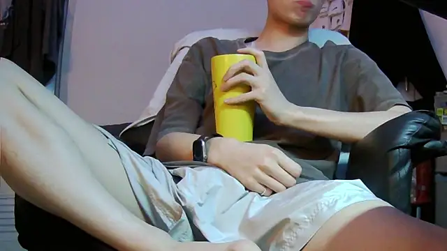 Ray175oo online show from 04-25-26, 05:32