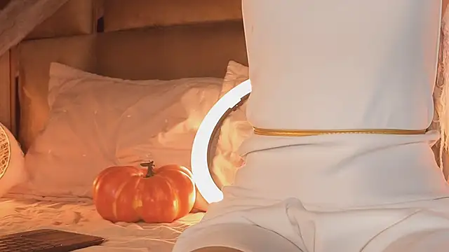 angelinepossy online show from 10-18-25, 09:15