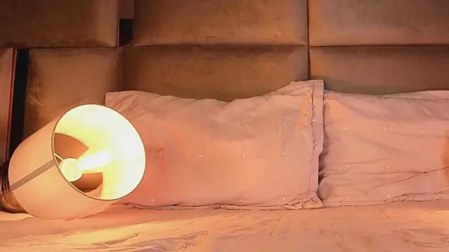 angelinepossy online show from 11-29-25, 10:02