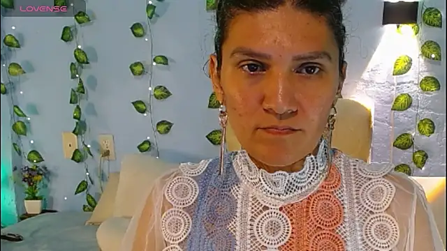 venus swet  online show from 10-19-25, 01:17