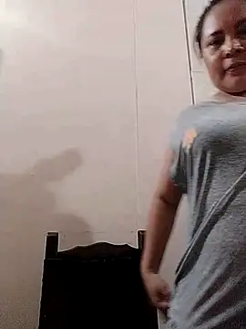 Norve26 online show from 12-22-24, 01:55