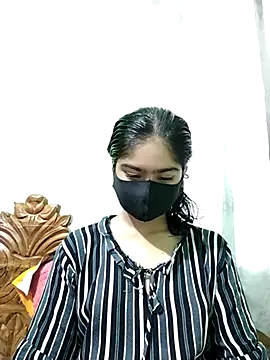 Arisha- online show from 01-31-25, 04:59