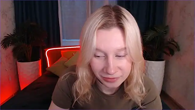 EnigmaSee online show from 11-26-25, 09:32