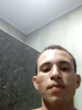 Snapshot of jhonmenas14 chatting on 12-15-25, 10:36 jhonmenas14 online show from 12-15-25, 10:36