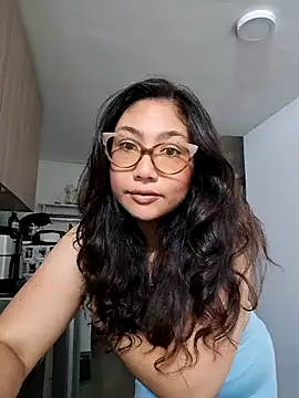 Mia Ruiz online show from 01-29-25, 03:44