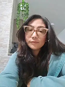 Mia Ruiz online show from 03-03-25, 12:26