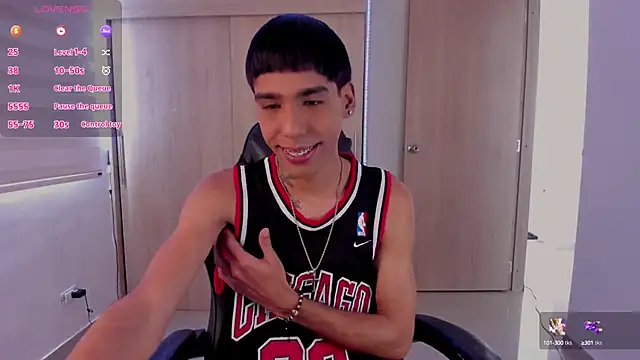 aldrinwhite online show from 01-02-25, 06:56