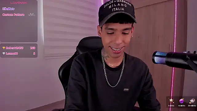 aldrinwhite online show from 01-13-25, 07:53