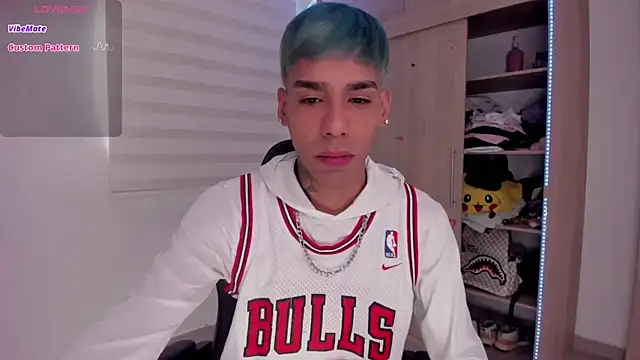 aldrinwhite online show from 02-27-25, 02:54