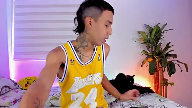 aldrinwhite online show from 09-25-25, 06:44