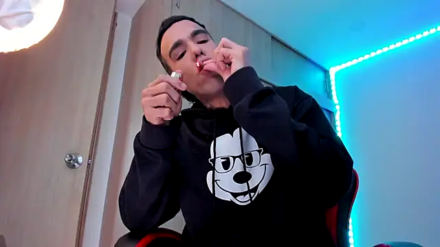 aldrinwhite online show from 02-12-26, 05:08