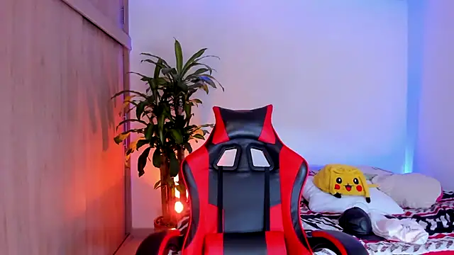 aldrinwhite online show from 04-19-26, 04:50