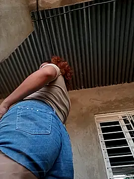 Mommy-Hot online show from 02-25-25, 02:00