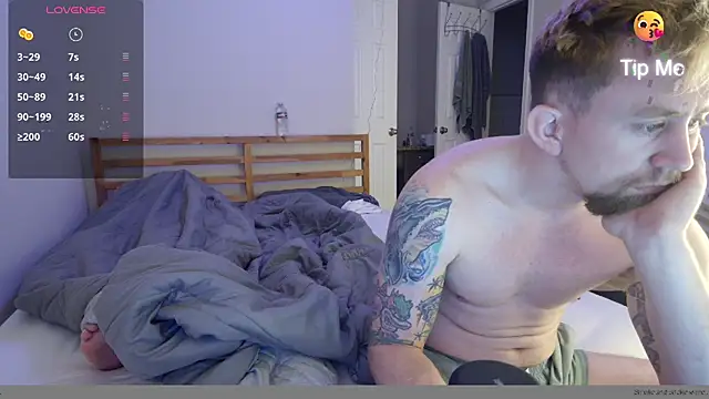 jakespits996 online show from 12-04-24, 01:09