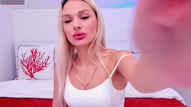 MissLoou online show from 01-28-25, 06:27