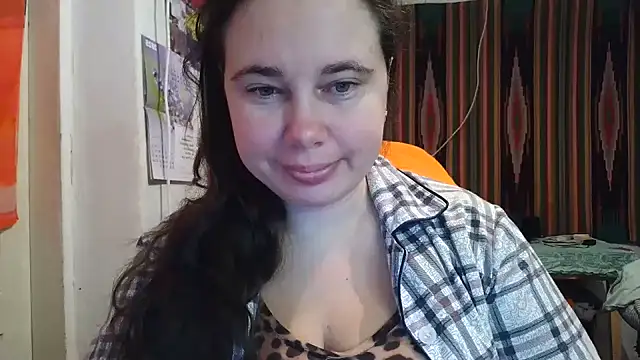 Cora Maro online show from 10-19-25, 09:26