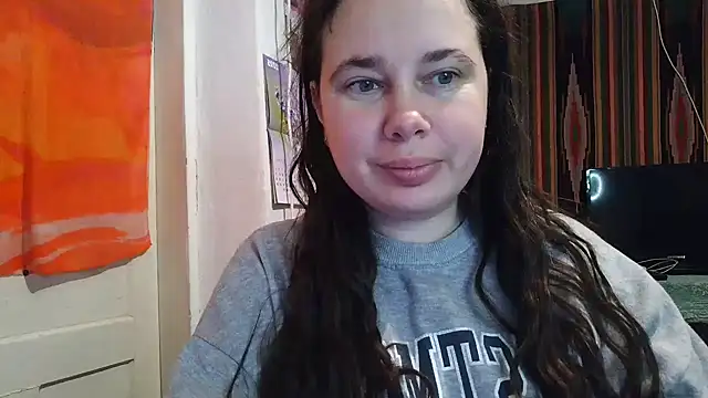 Cora Maro online show from 10-25-25, 10:37