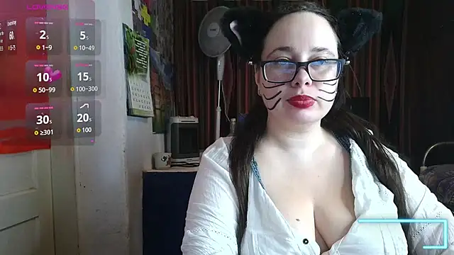 Snapshot of Cora_Maro chatting on 07-15-26, 10:42 Cora Maro online show from 07-15-26, 10:42