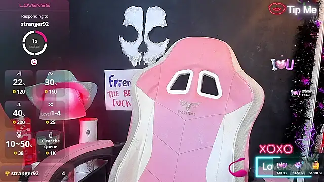 RoxaneEvans  online show from 03-08-25, 10:32