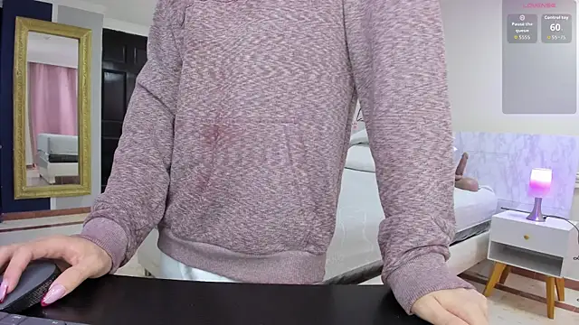 charolbruce 1 online show from 02-10-26, 11:36