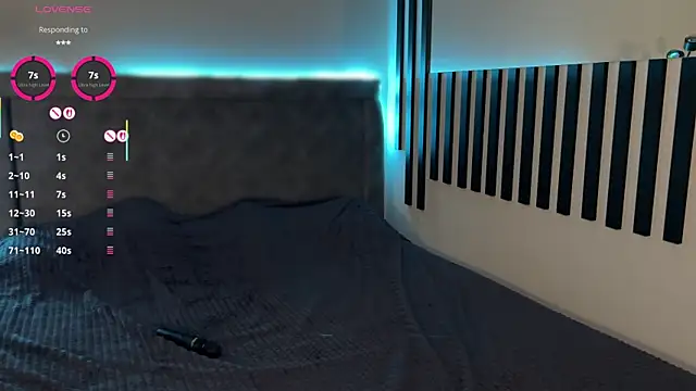 Snapshot of Li_Amelie_ chatting on 12-03-25, 03:21 Li Amelie online show from 12-03-25, 03:21