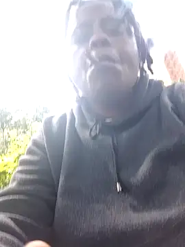 Snapshot of KabraBer chatting on 12-24-24, 04:30 KabraBer online show from 12-24-24, 04:30