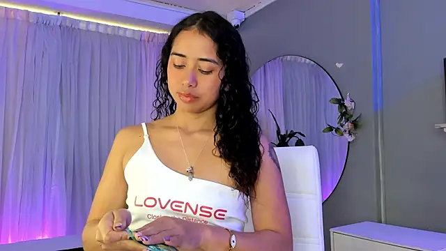 Snapshot of Ammy_nova chatting on 12-22-25, 07:55 Ammy nova online show from 12-22-25, 07:55